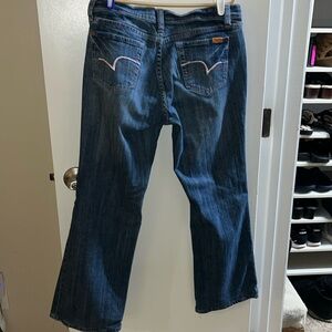 Vertigo like new jeans. Size 8. Pink stitching